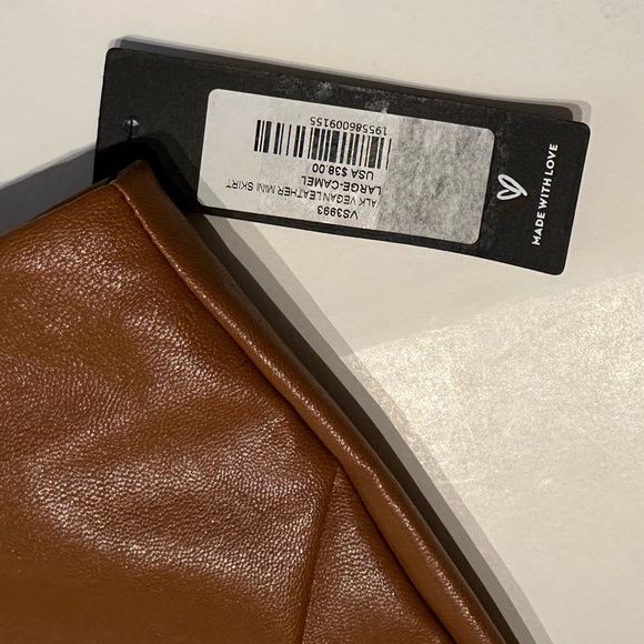 Lulus Walking the Walk Camel Vegan Leather Mini Skirt With Front Notch Slit Sz L - Picture 5 of 5